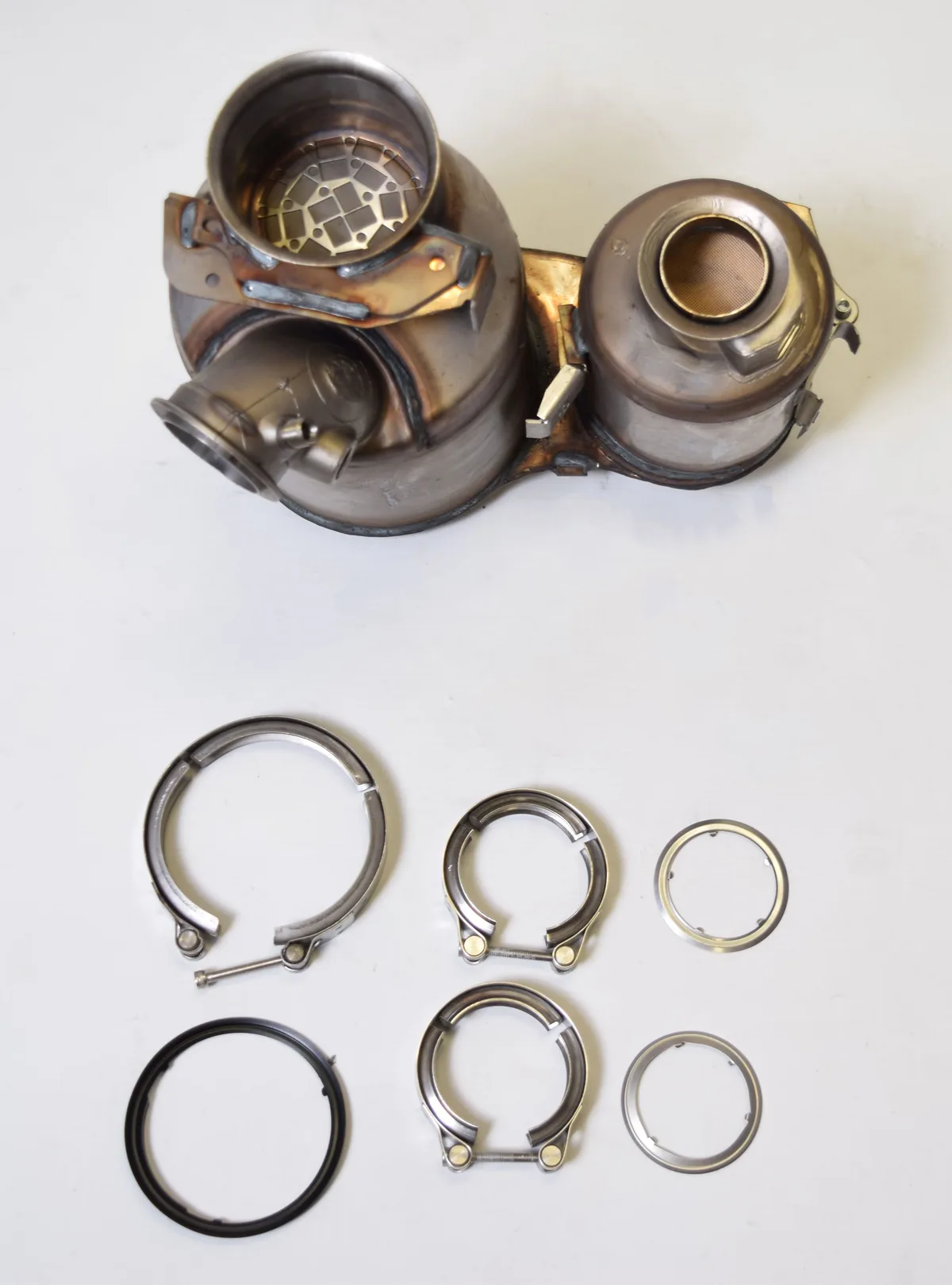 AU6075T DPF