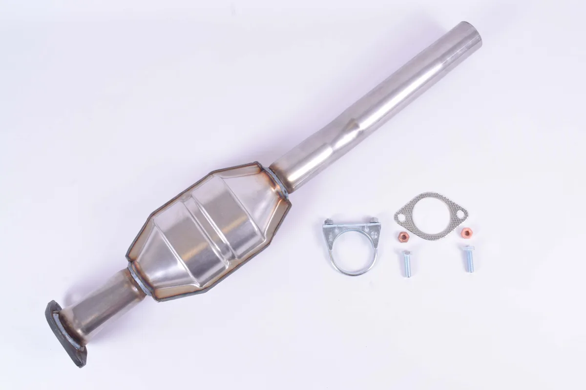 RE8038 Catalytic converter